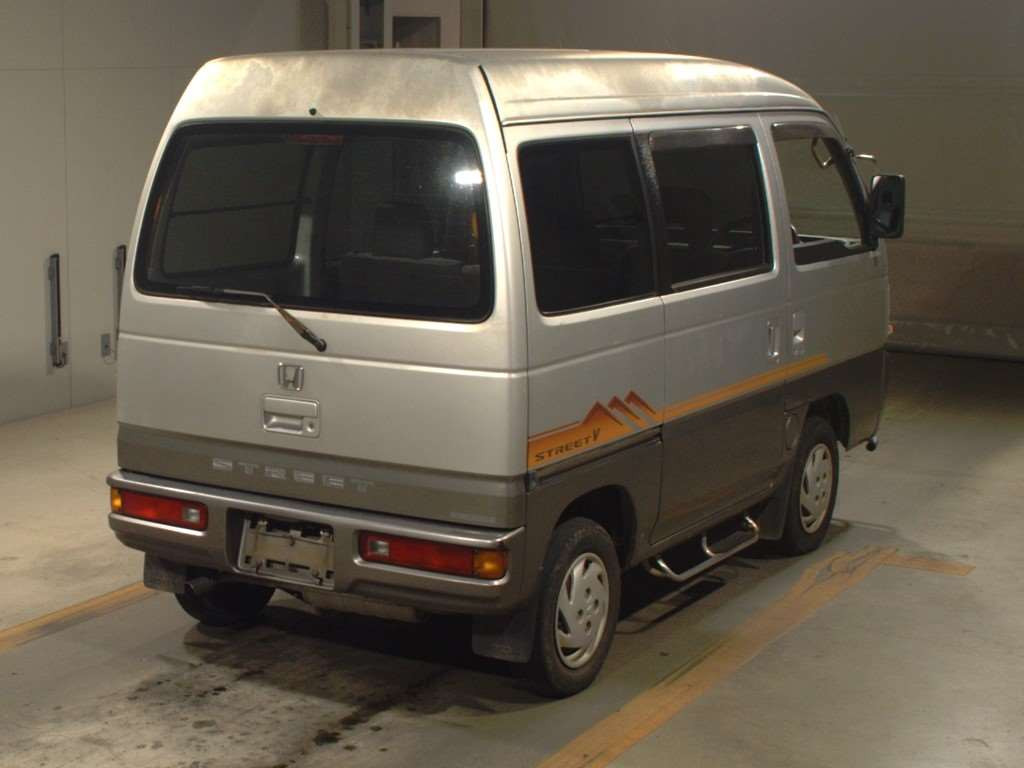 1999 Honda Street HH3[1]