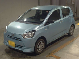 2018 Daihatsu Mira es