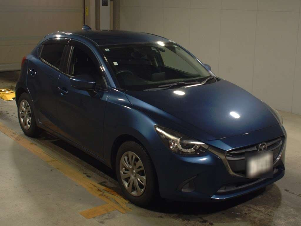 2017 Mazda Demio DJ3FS[2]