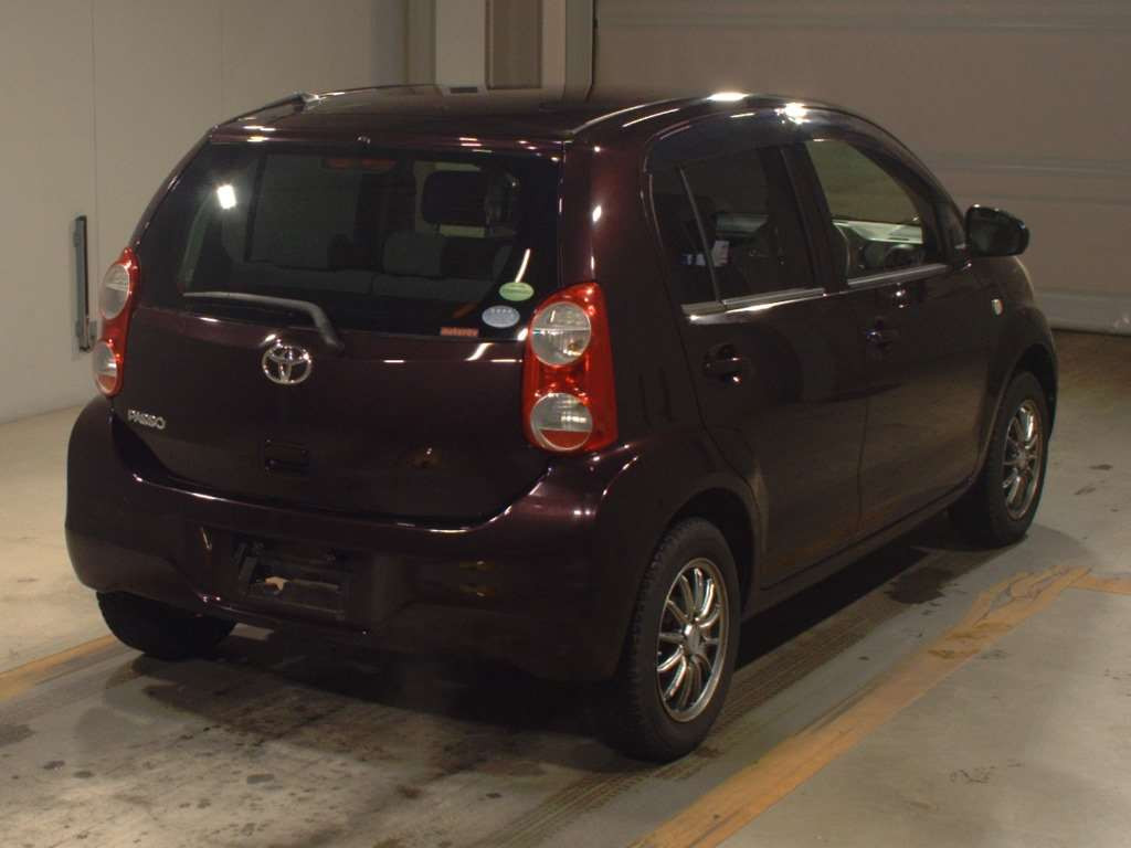 2013 Toyota Passo KGC30[1]