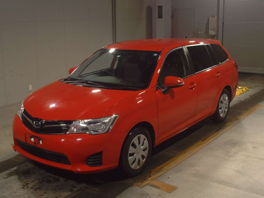 2013 Toyota Corolla Fielder NZE161G[0]