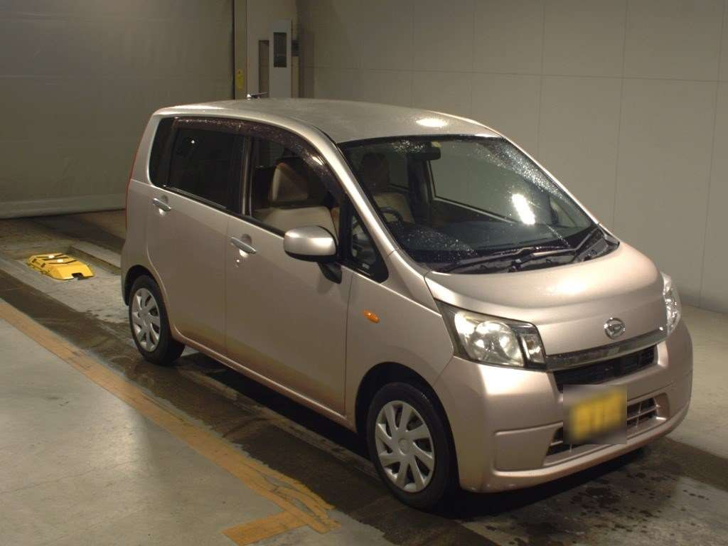 2014 Daihatsu Move LA100S[2]