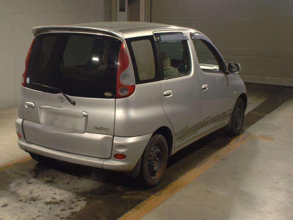 1999 Toyota Fun Cargo NCP20[1]