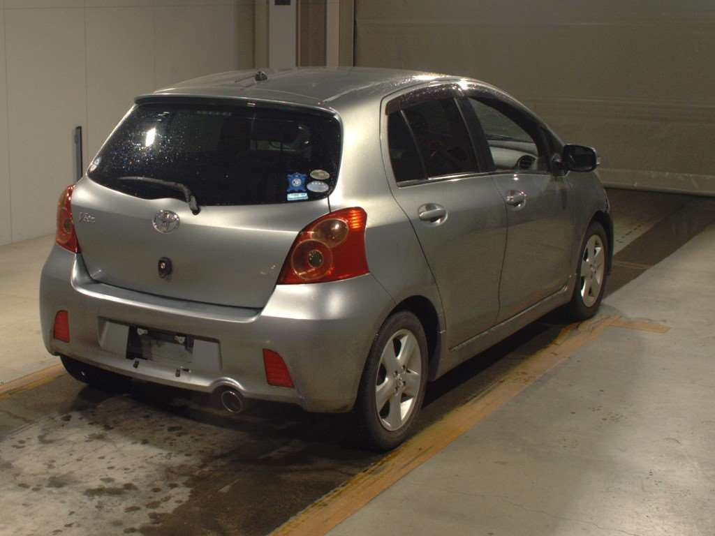 2007 Toyota Vitz SCP90[1]