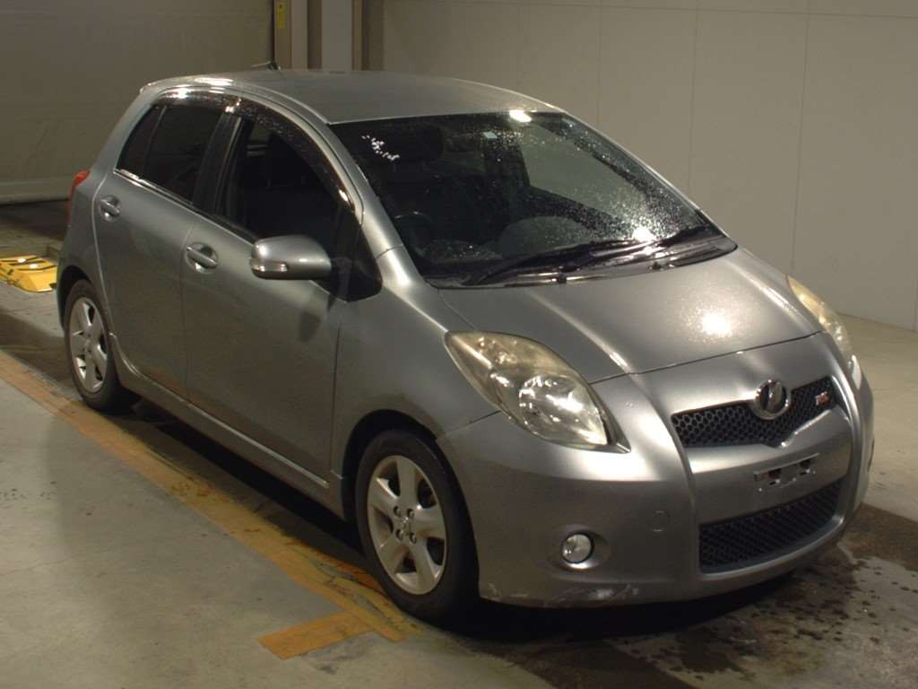 2007 Toyota Vitz SCP90[2]