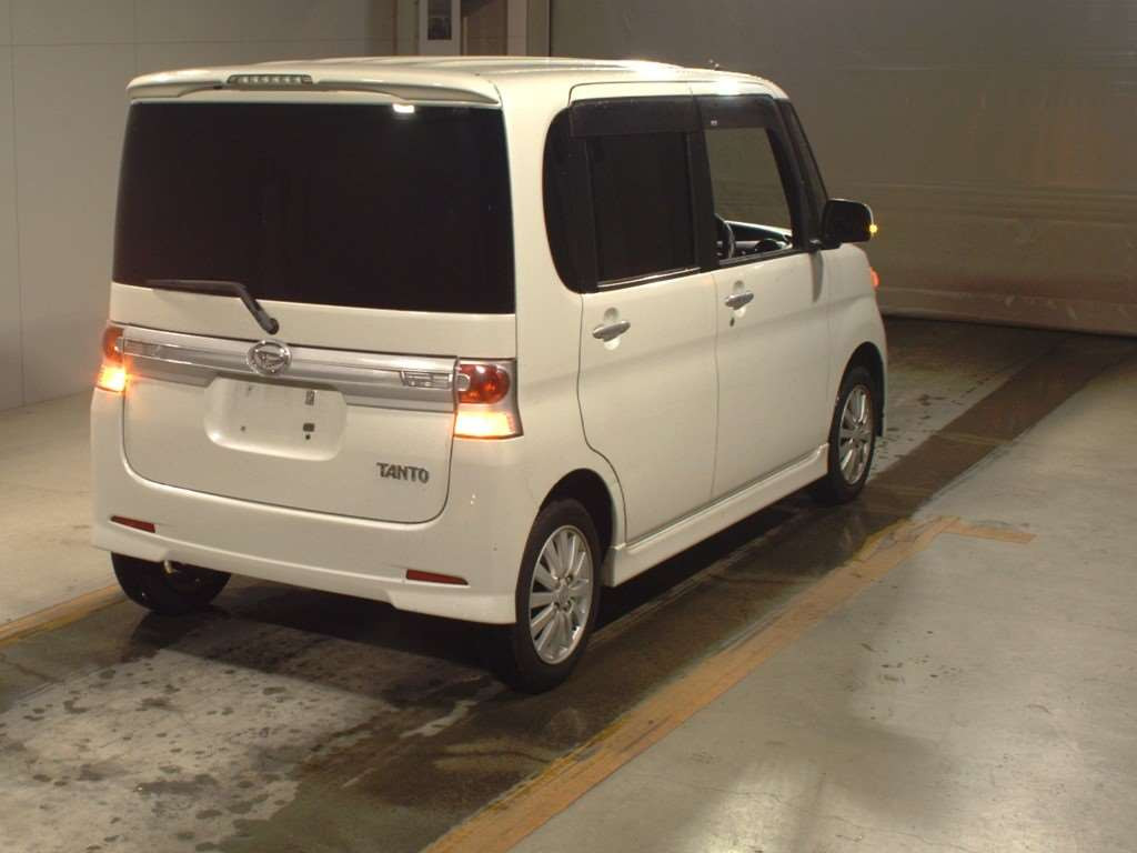 2012 Daihatsu Tanto Custom L375S[1]