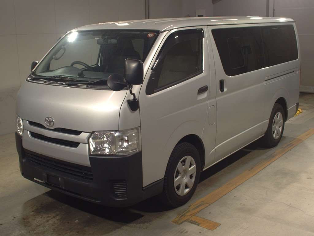 2019 Toyota Hiace Van GDH201V[0]