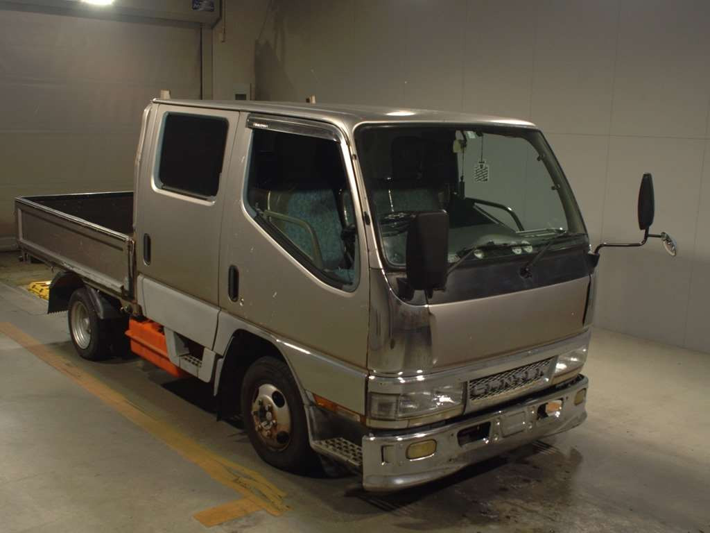 1999 Mitsubishi Fuso Canter Guts FB50AB[2]