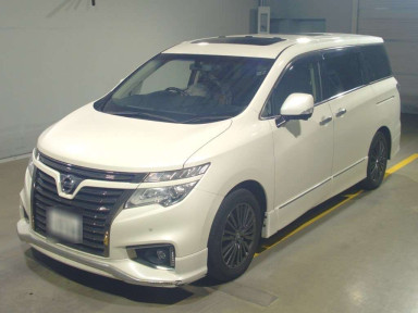 2015 Nissan Elgrand