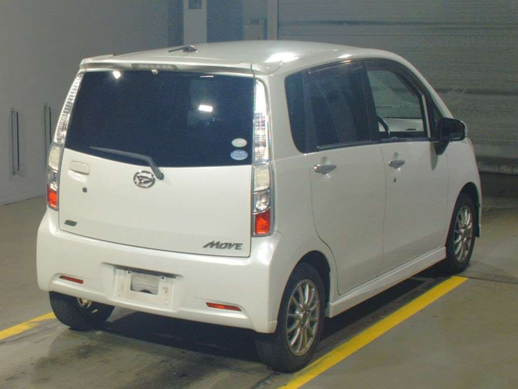 2011 Daihatsu Move Custom LA100S[1]