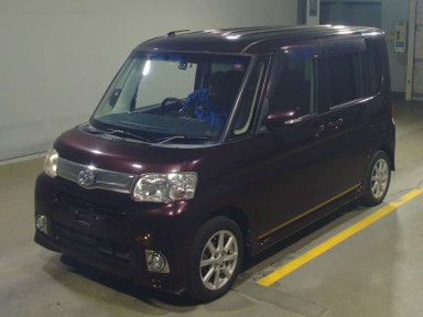 2012 Daihatsu Tanto