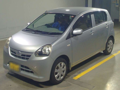 2012 Daihatsu Mira es