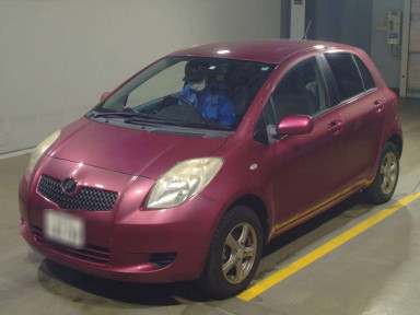 2005 Toyota Vitz