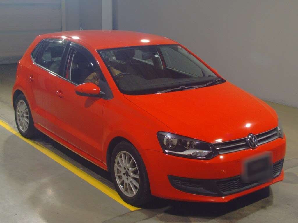 2010 Volkswagen Polo 6RCBZ[2]