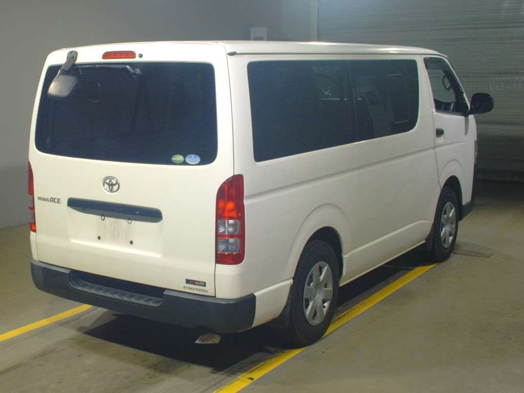 2019 Toyota Regiusace Van GDH206V[1]