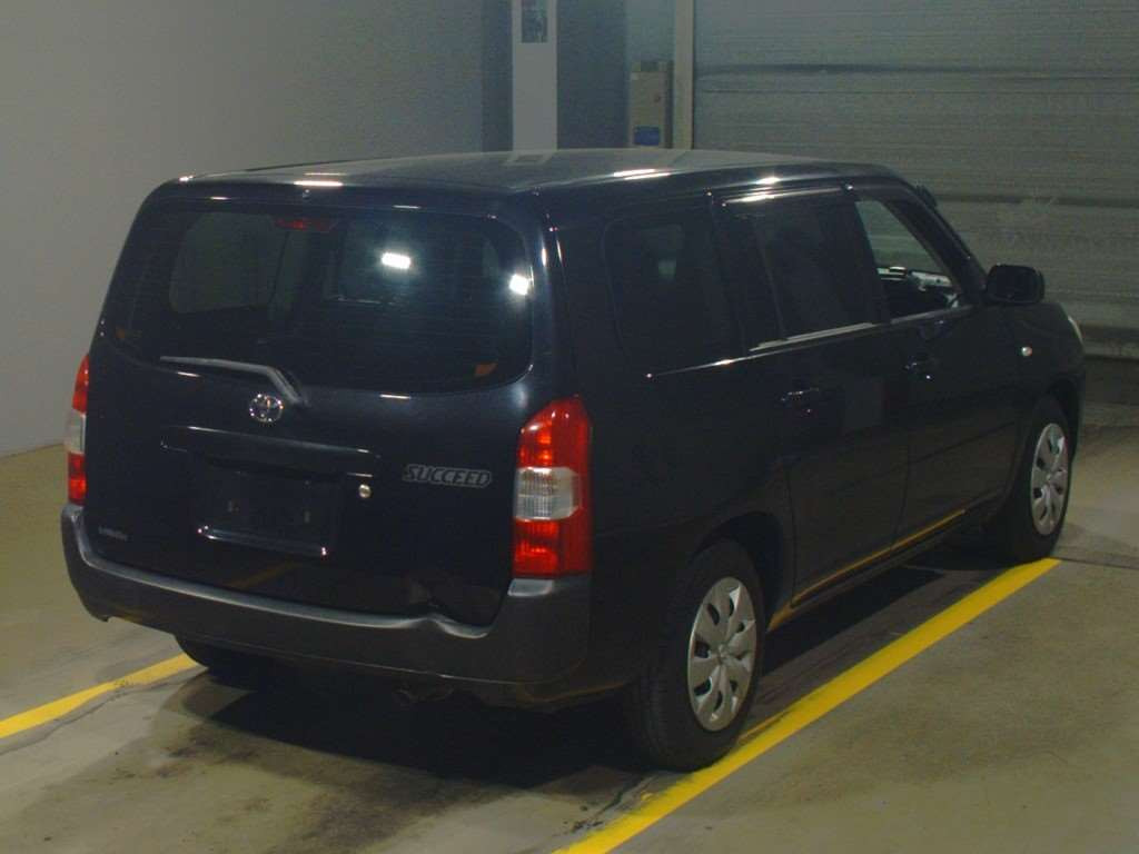 2015 Toyota Succeed NCP160V[1]