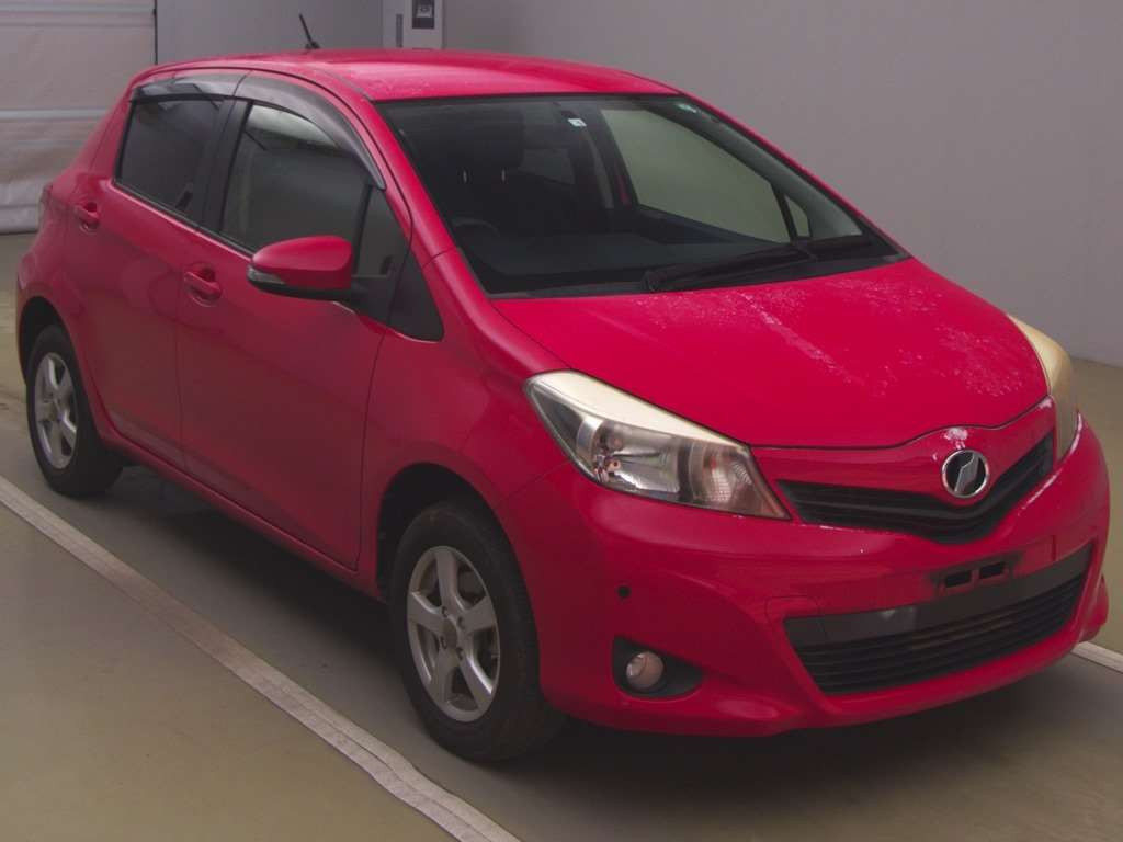 2012 Toyota Vitz NSP135[2]