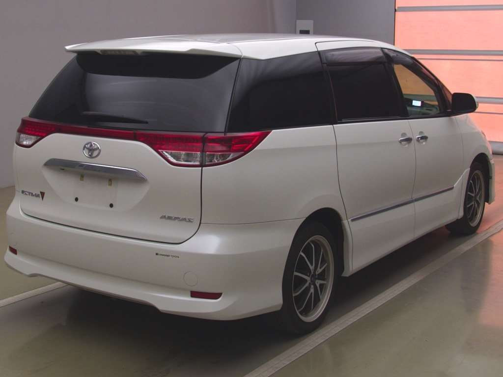 2011 Toyota Estima ACR55W[1]