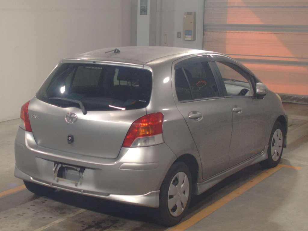 2008 Toyota Vitz SCP90[1]