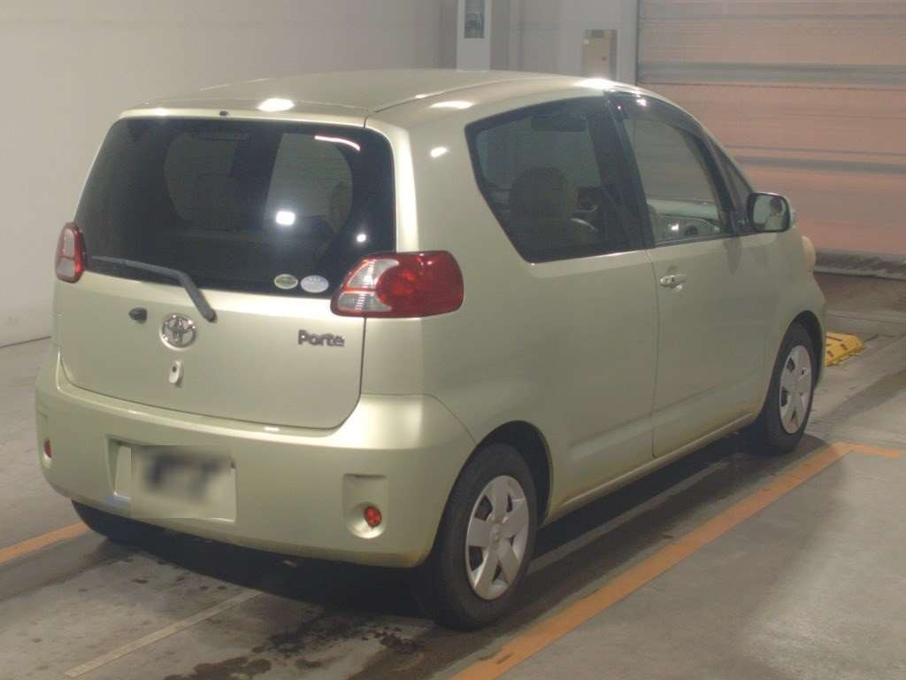 2008 Toyota Porte NNP10[1]