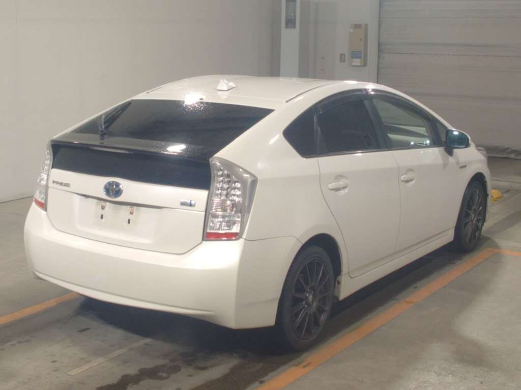 2011 Toyota Prius ZVW30[1]