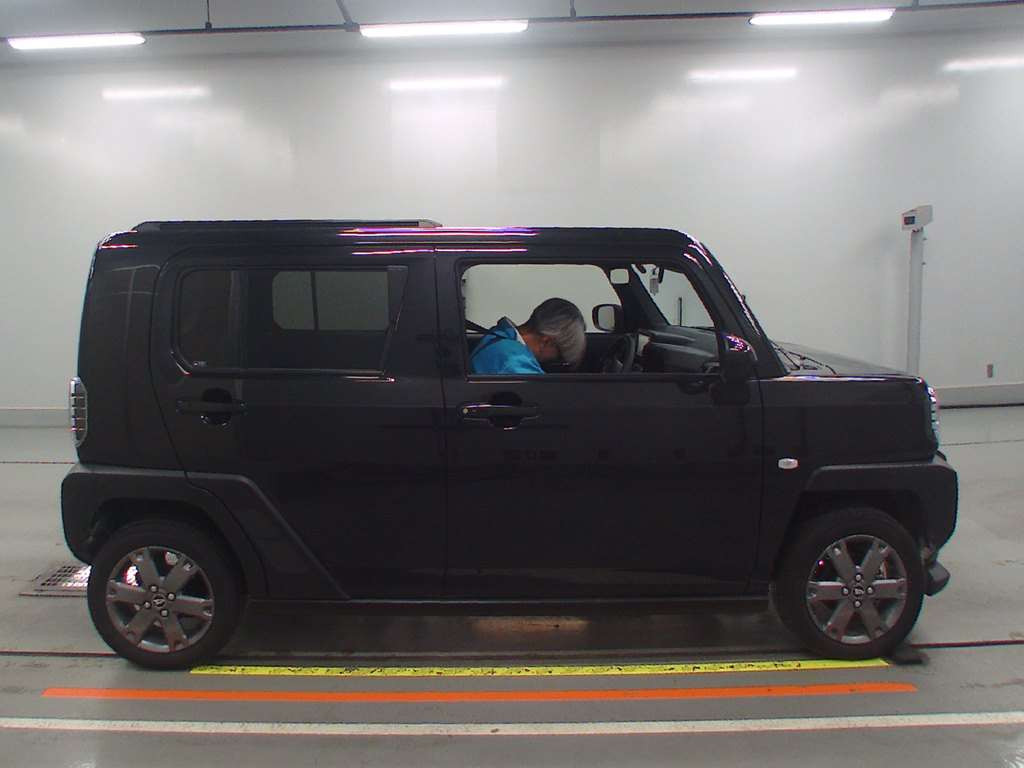 2023 Daihatsu TAFT LA900S[2]