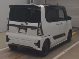 2021 Daihatsu Tanto Custom