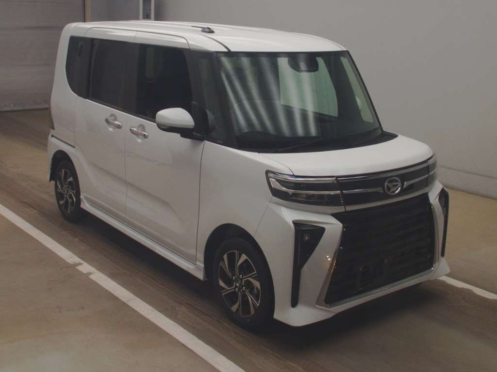 2023 Daihatsu Tanto Custom LA650S[2]