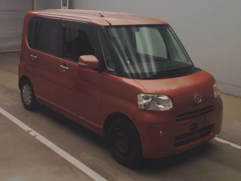 2010 Daihatsu Tanto L375S[2]