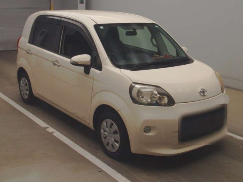 2012 Toyota Porte NSP140[2]