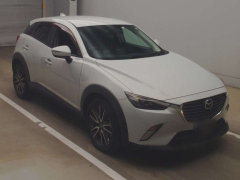 2016 Mazda CX-3 DK5FW[2]