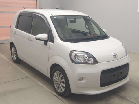 2014 Toyota Porte NCP141[2]