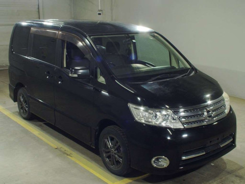 2010 Nissan Serena CNC25[2]