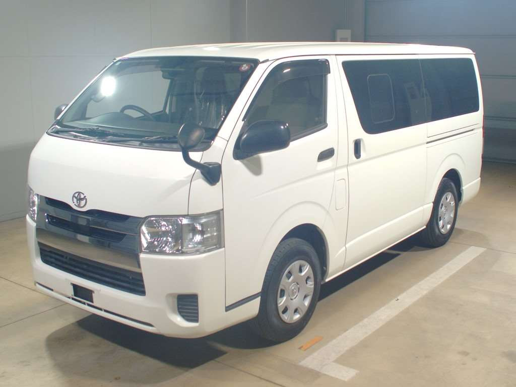 2019 Toyota Hiace Van TRH200V[0]