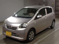 2013 Daihatsu Mira es