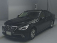 2015 Toyota Crown