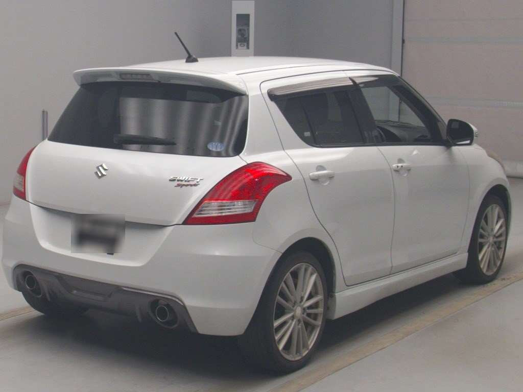 2016 Suzuki Swift Sport ZC32S[1]