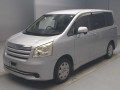 2010 Toyota Noah