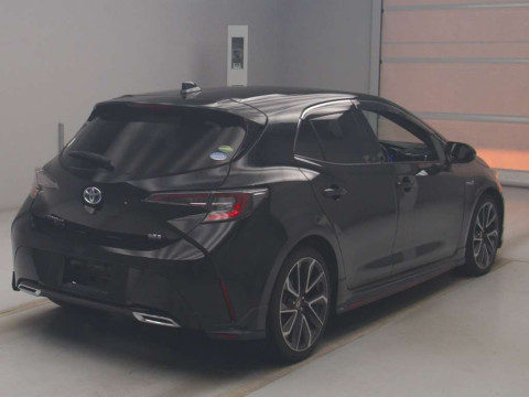 2018 Toyota Corolla Sports ZWE211H[1]