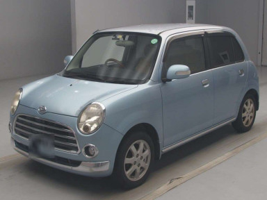 2006 Daihatsu Miragino