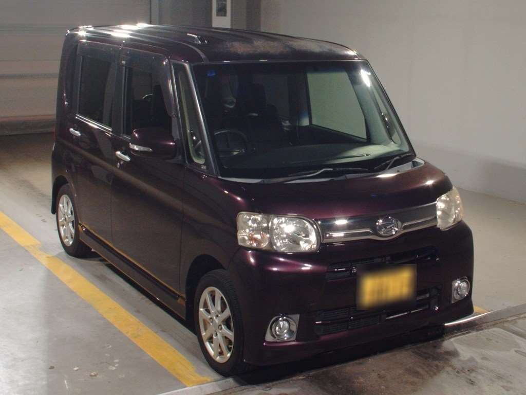 2013 Daihatsu Tanto L375S[2]