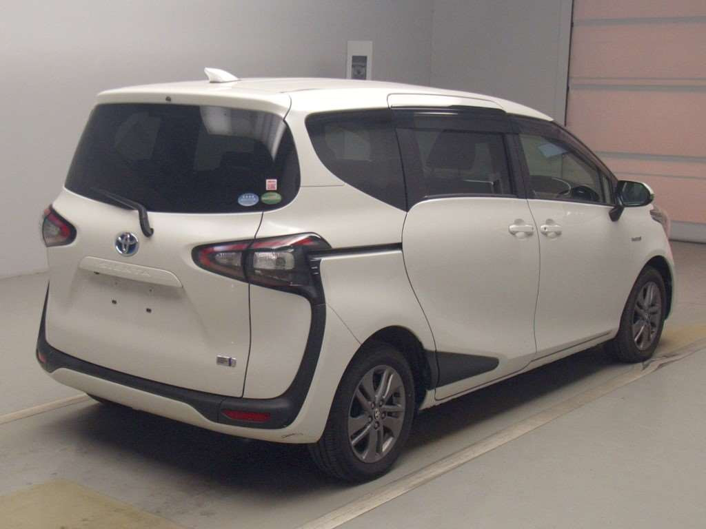 2016 Toyota Sienta NHP170G[1]