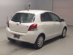 2009 Toyota Vitz