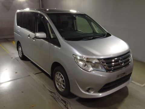 2014 Nissan Serena NC26[2]