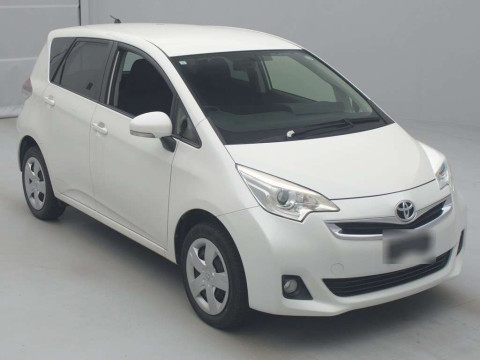 2015 Toyota Ractis NCP125[2]