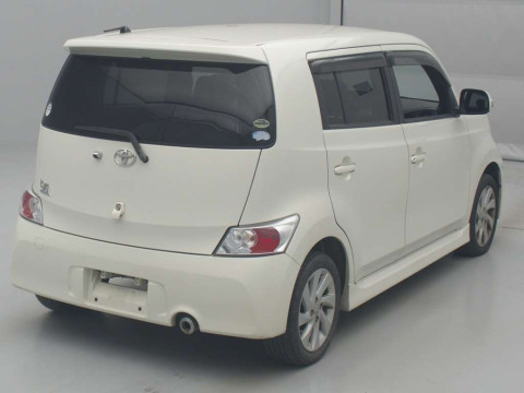 2012 Toyota bB QNC21[1]