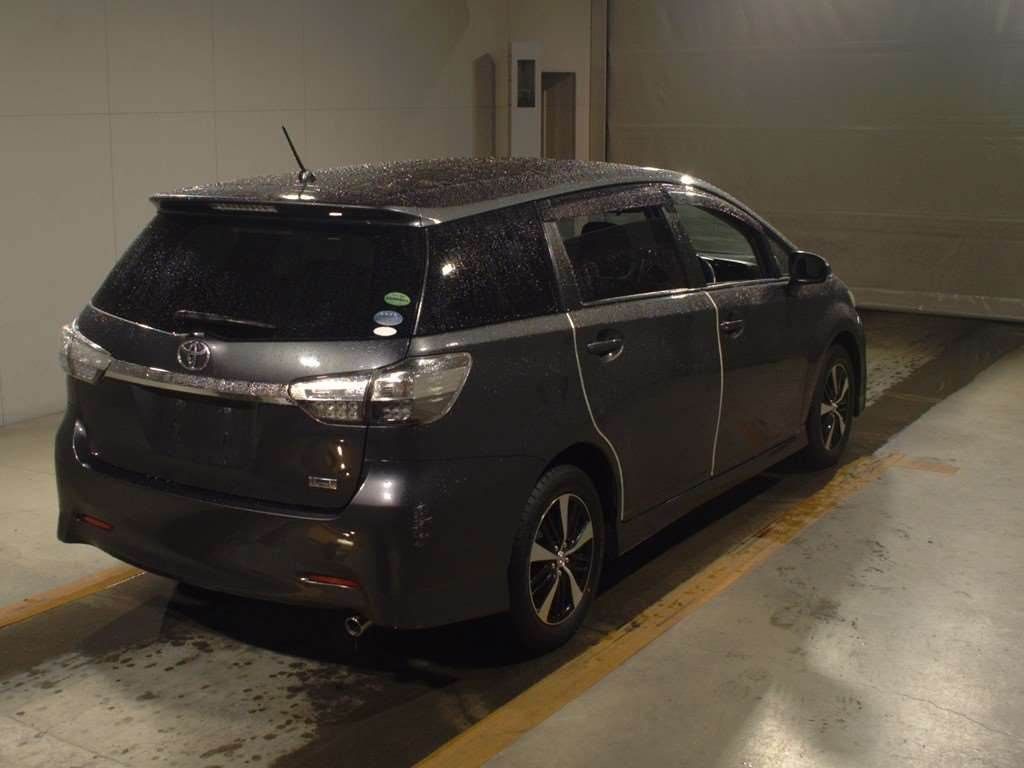 2012 Toyota Wish ZGE20W[1]