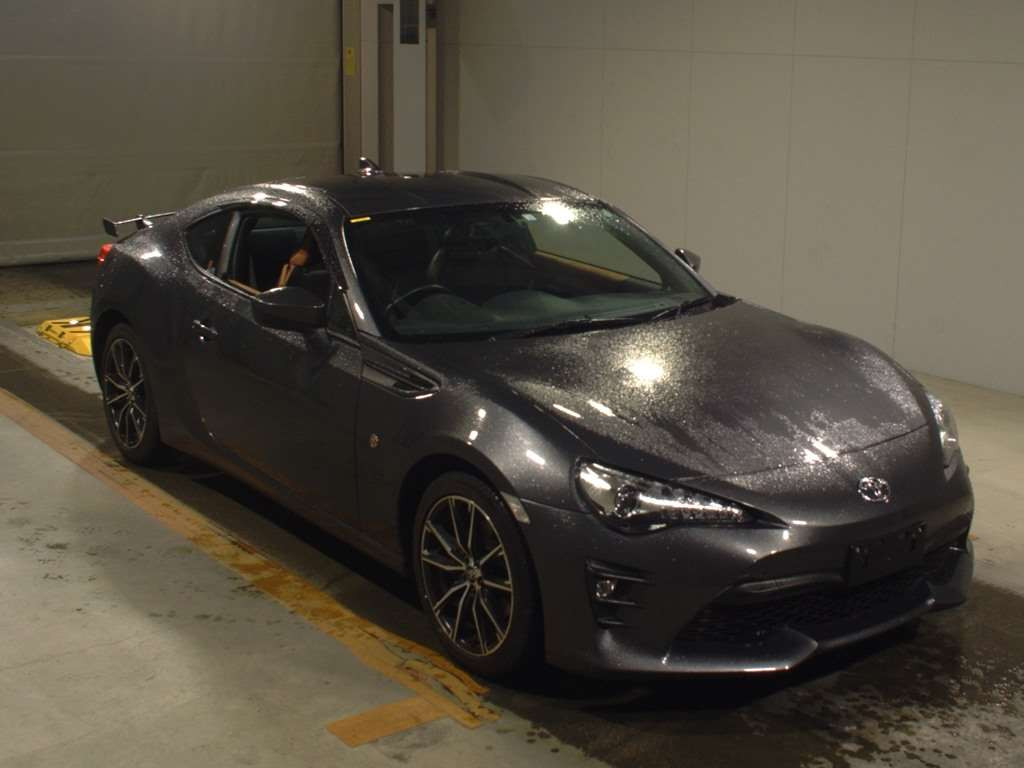 2020 Toyota 86 ZN6[2]