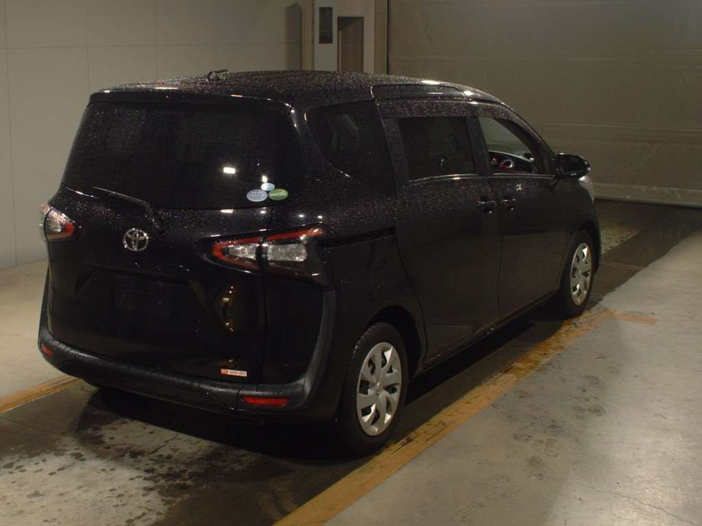 2017 Toyota Sienta NSP170G[1]