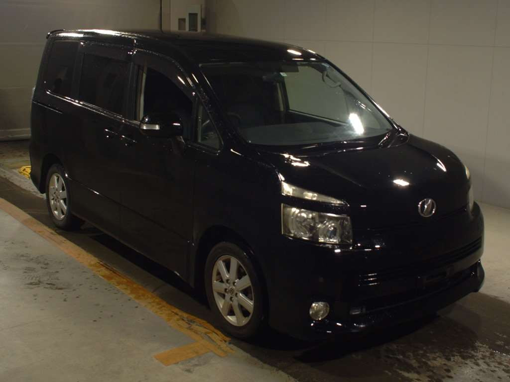 2007 Toyota Voxy ZRR70W[2]